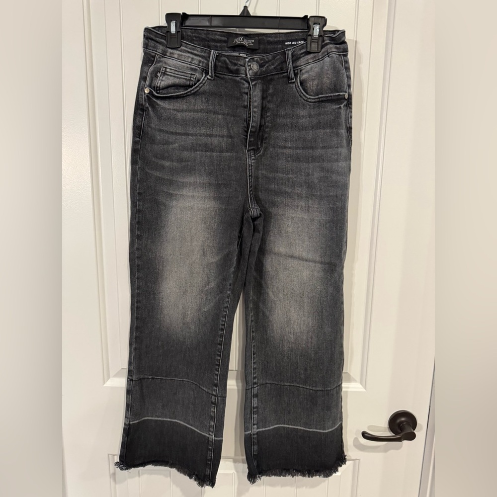 Judy blue washed black cropped jeans